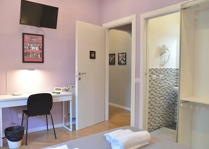 Need Is Guest house 3*
